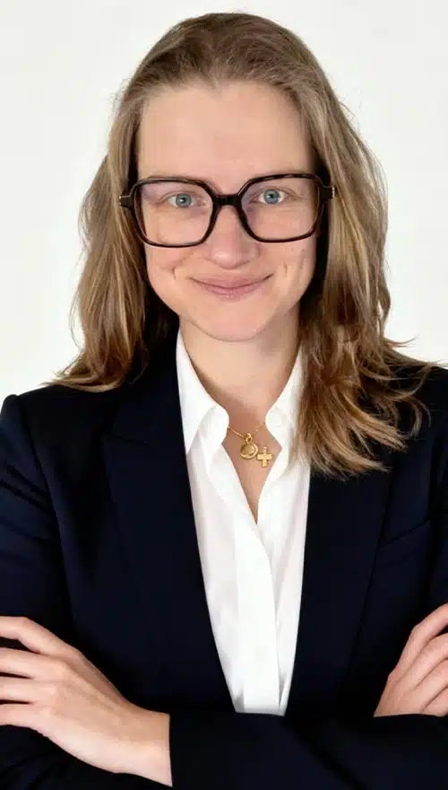 Katharina Roth Hashtag Finance